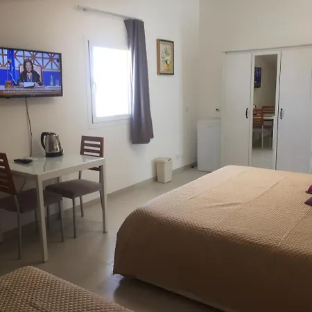 Linda's 3* Ragusa